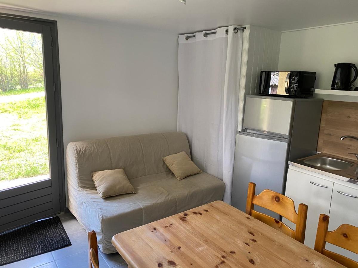 Appartement Dans Le Chalet La Chapelle-en-Vercors Eksteriør billede